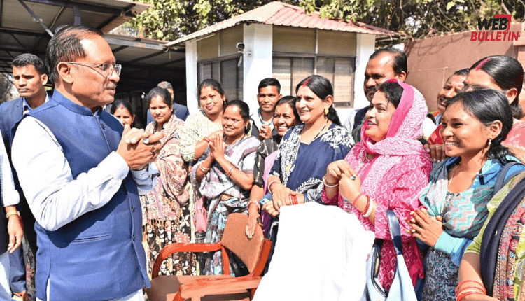 Bastar Panchayat Representatives Sent on Maharashtra Study Tour to Boost Rural Development 1 webbulletin 18